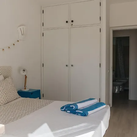 With Balcony - 5 Min Walk To The & Restaurants Luz